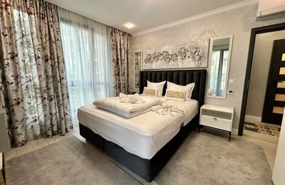 Vermietung luxuriöser 3-Zimmer-Apartments im Komplex Azur Premium, Varna, Bulgarien